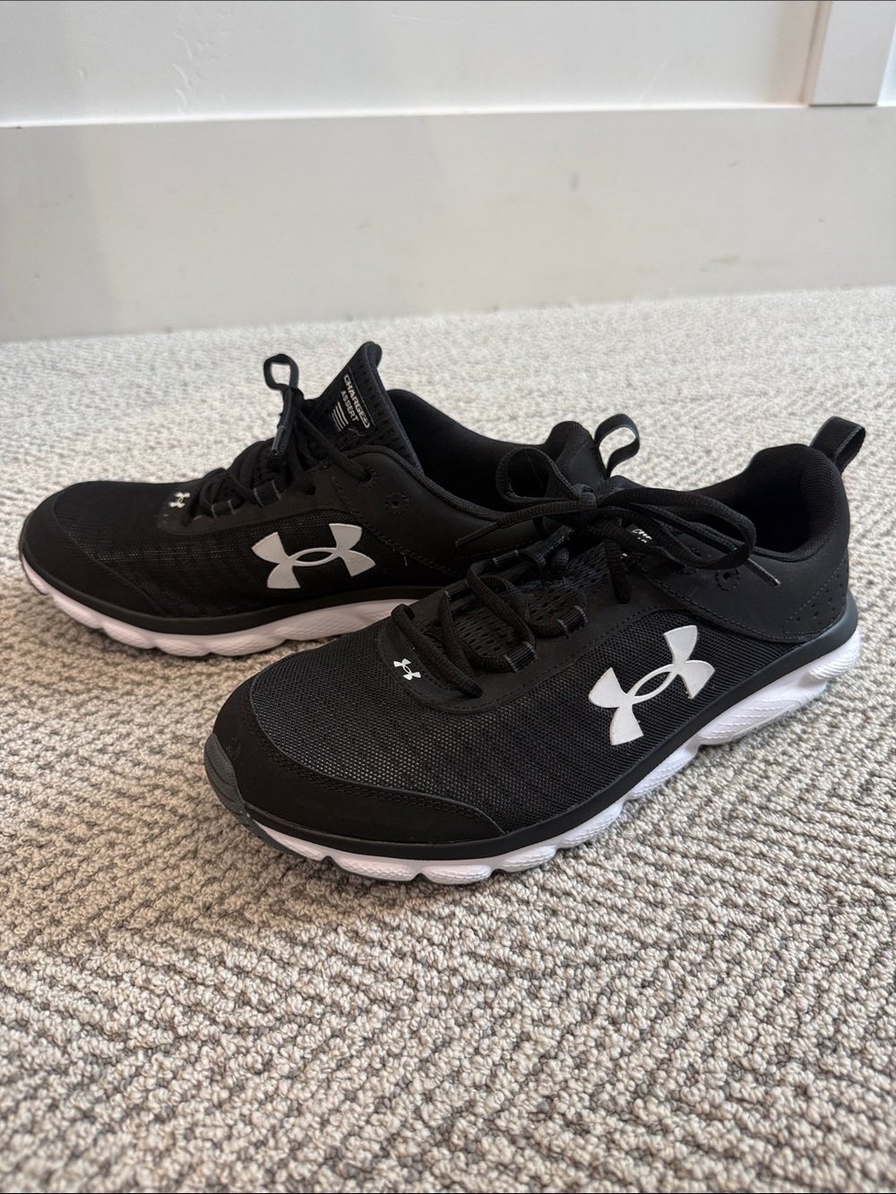 Under Armour Women's Black and White Athletic Trainers